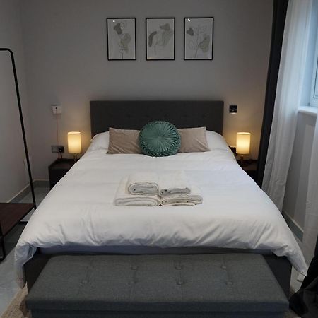 Luxury 5Bd Suite Guest House Лондон Экстерьер фото