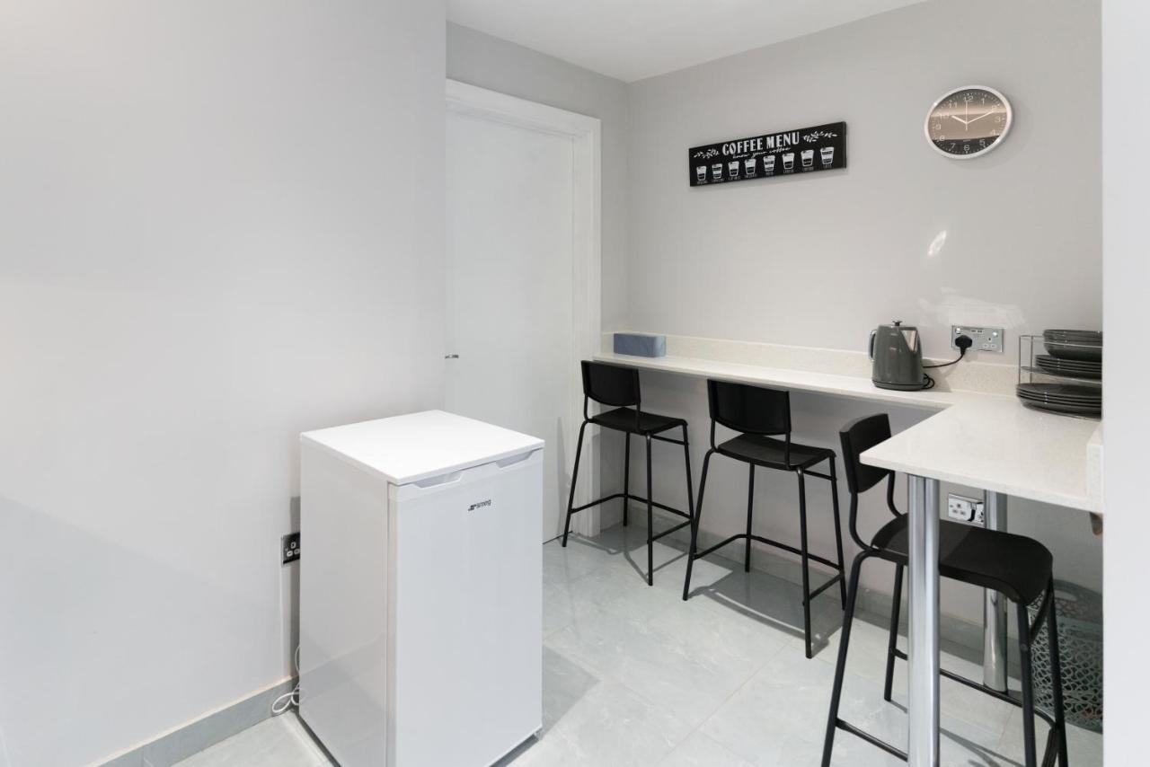 Luxury 5Bd Suite Guest House Лондон Экстерьер фото