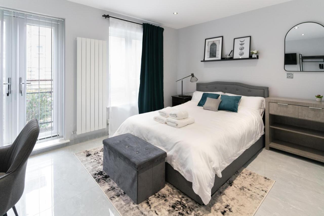 Luxury 5Bd Suite Guest House Лондон Экстерьер фото