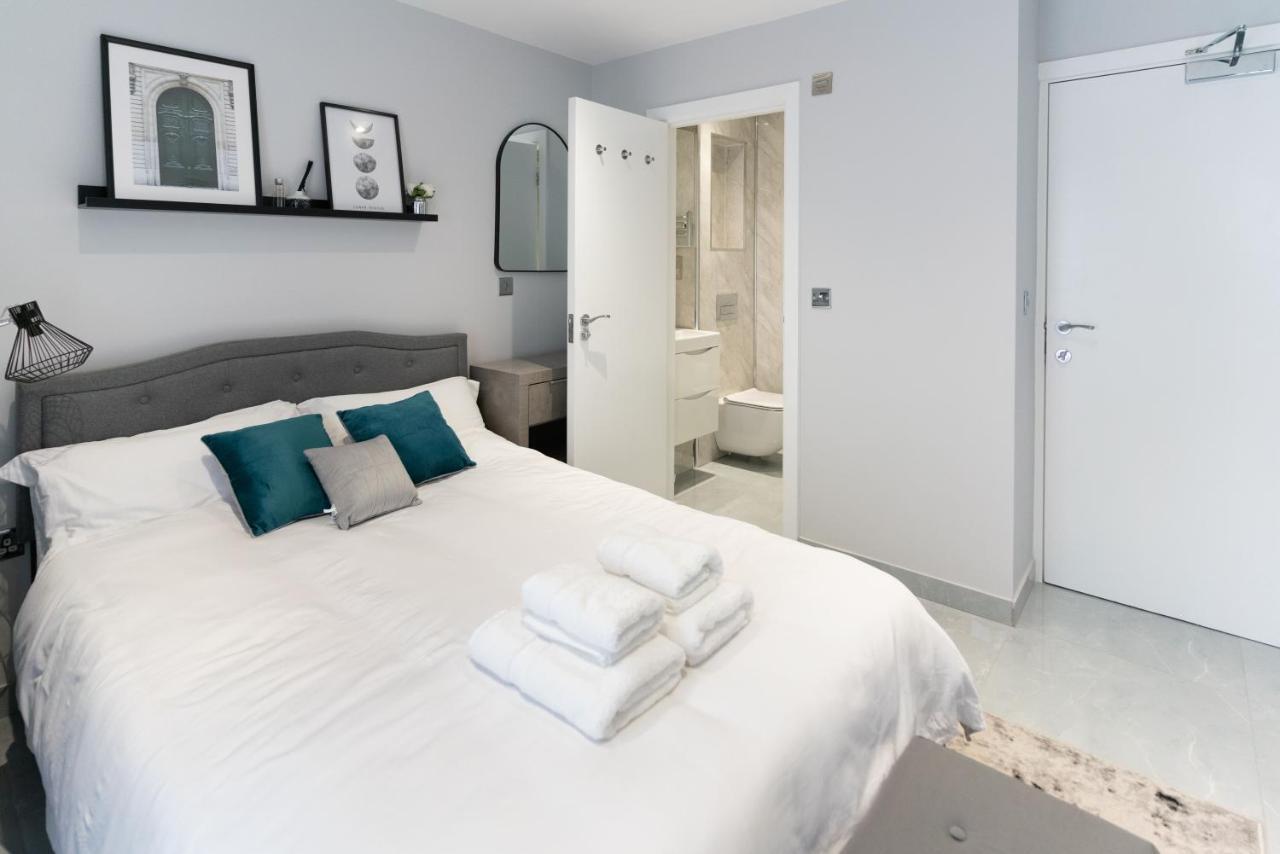 Luxury 5Bd Suite Guest House Лондон Экстерьер фото