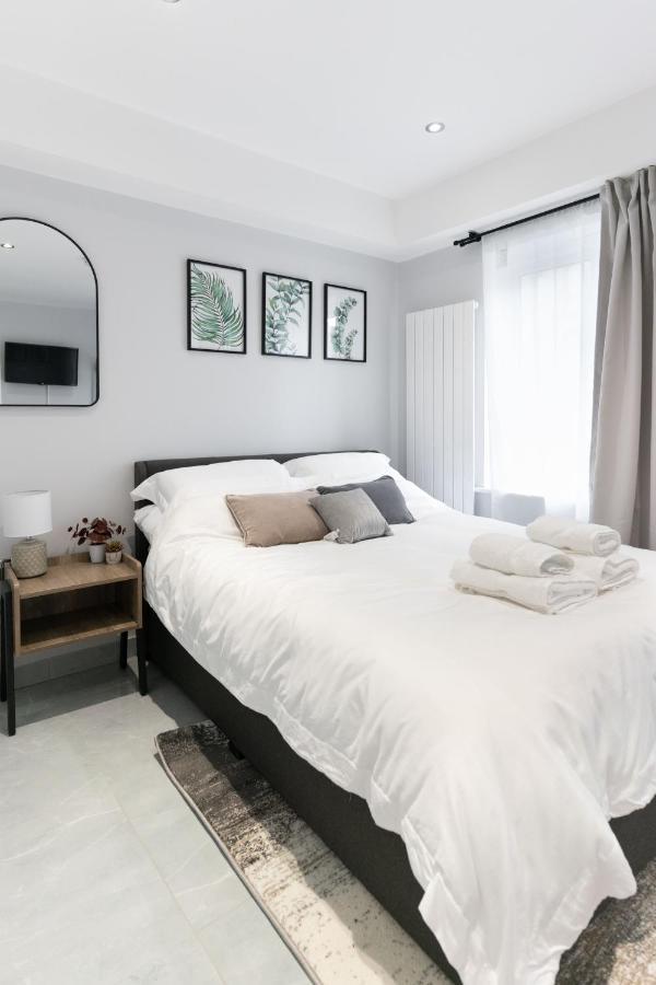 Luxury 5Bd Suite Guest House Лондон Экстерьер фото